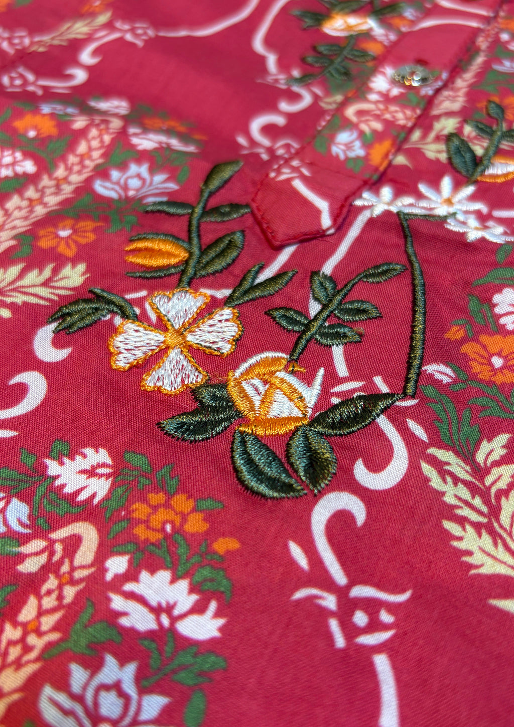 Red Printed & Floral Embroidery Kurti Pajama (2-Piece)